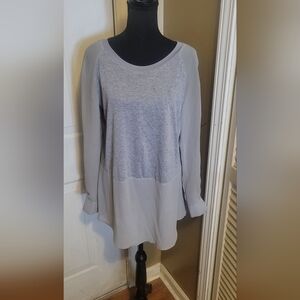 Women's Mossimo Light Gray Long-Sleeve Tunic Top, Size Small